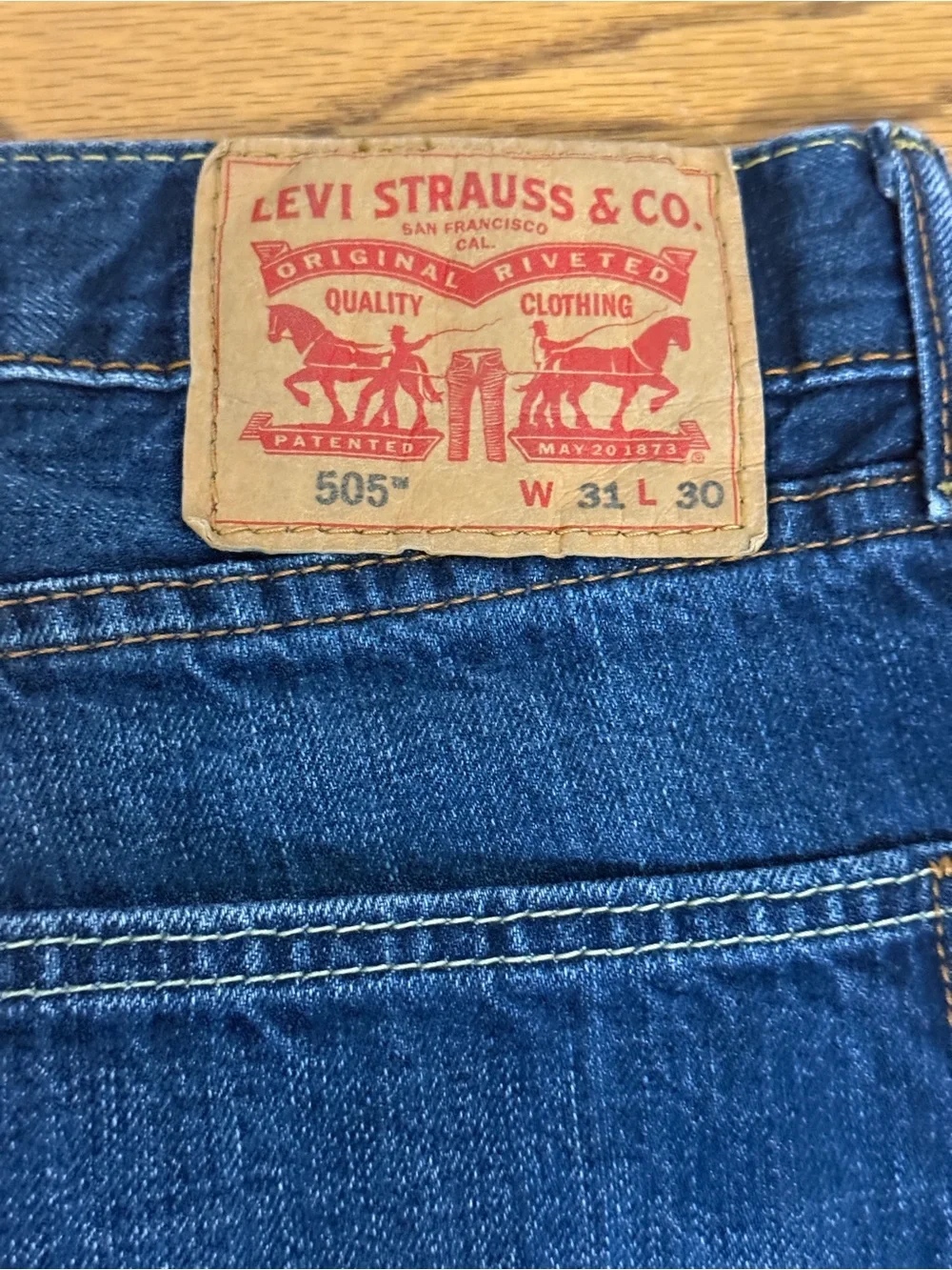 Levi's 505 Men's Straight Jeans Blue Denim Tag 31x30 (Measures 30x28)